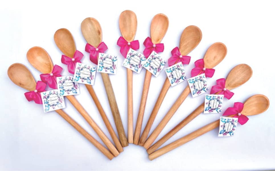 Lembrancinha Chá Rifa Colher De Pau Personalizada